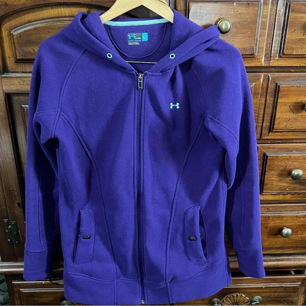Under Armour Women’s Full Zip Jacket in Vibrant Purple Large